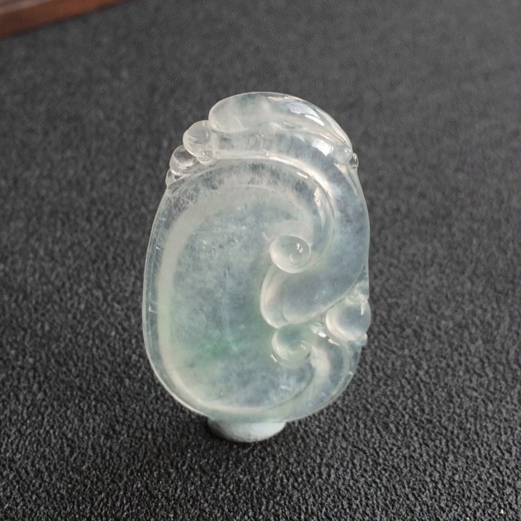 (超值推荐)冰种略飘花如意挂件