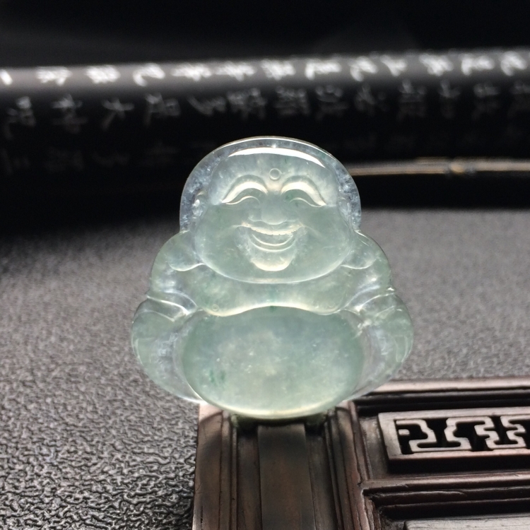 （超值推荐）冰种淡晴水略飘花玉佛挂件