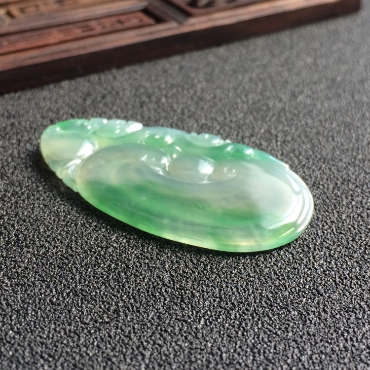 (超值推荐)冰种飘花如意挂件