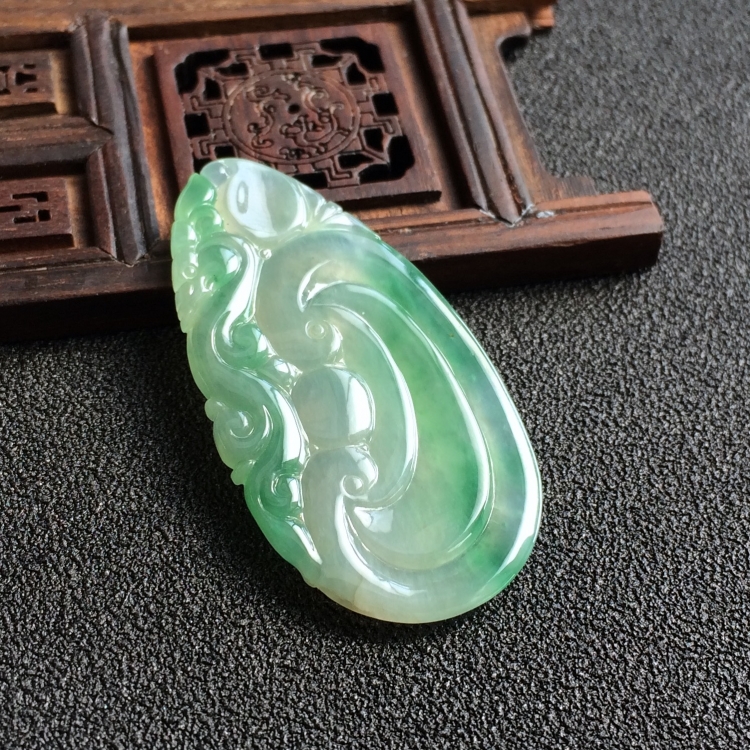 (超值推荐)冰种飘花如意挂件