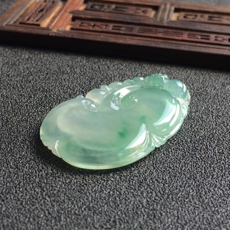 (超值推荐)冰种飘花如意挂件
