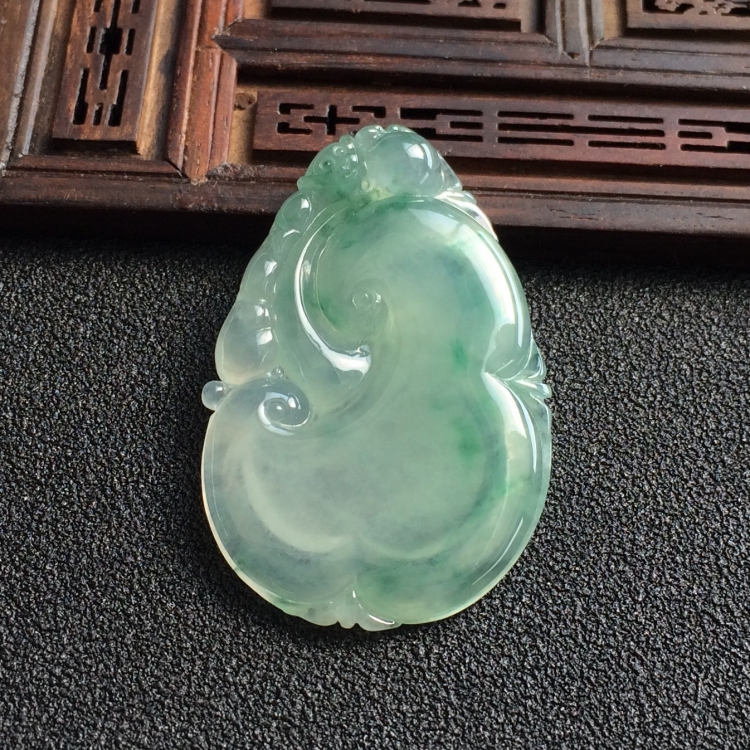 (超值推荐)冰种飘花如意挂件