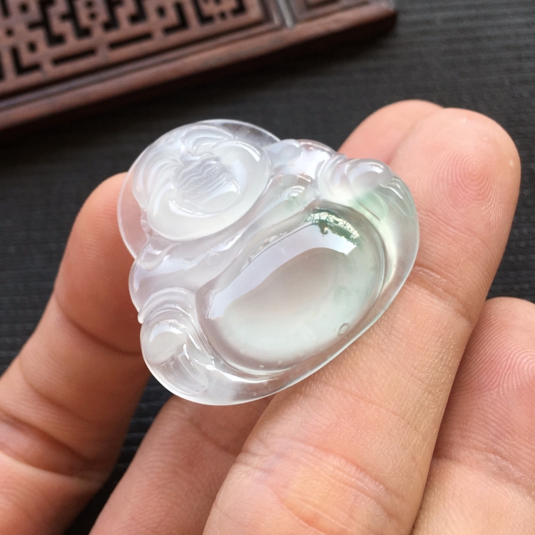 (超值推荐)冰种飘花玉佛挂件