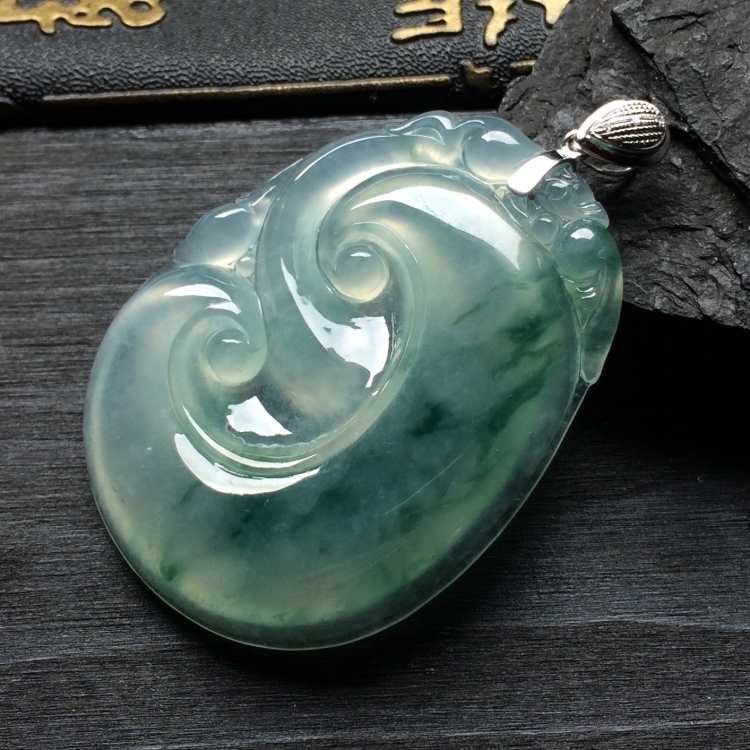 （超值推荐）冰种飘花如意挂件（金扣）