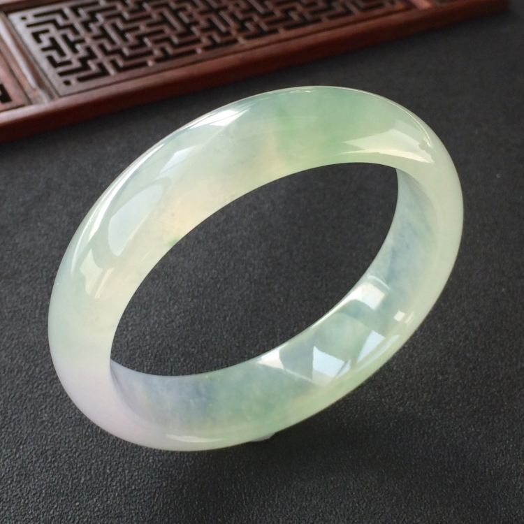 (超值推荐)冰种飘花手镯(58.5mm)