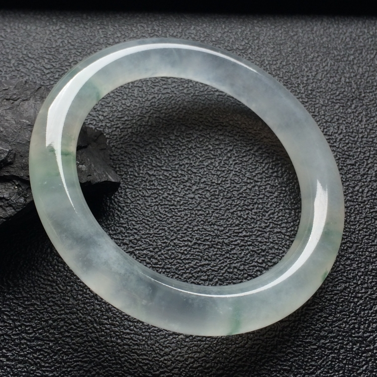 （超值推荐）冰种飘花圆条手镯（56.9mm）