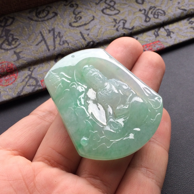 (超值推荐)糯冰种飘绿花观音挂件