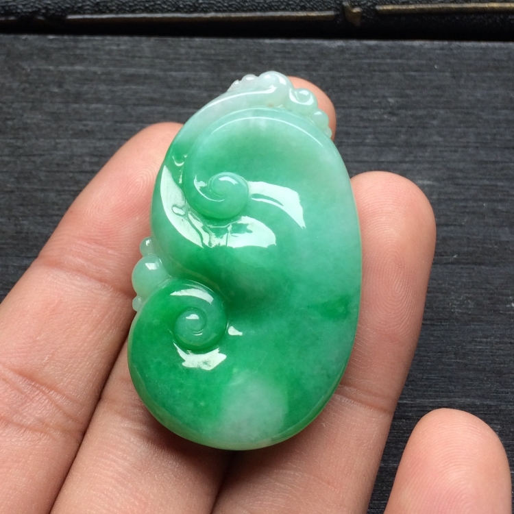 （超值推荐）糯冰种飘翠如意挂件