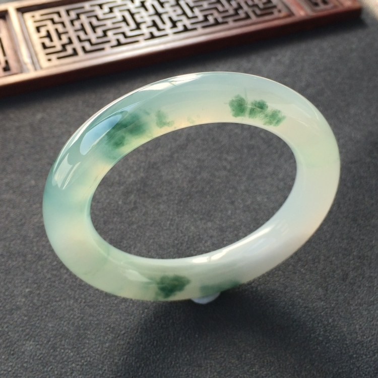 (超值推荐)冰种飘花圆条手镯(54.2mm)