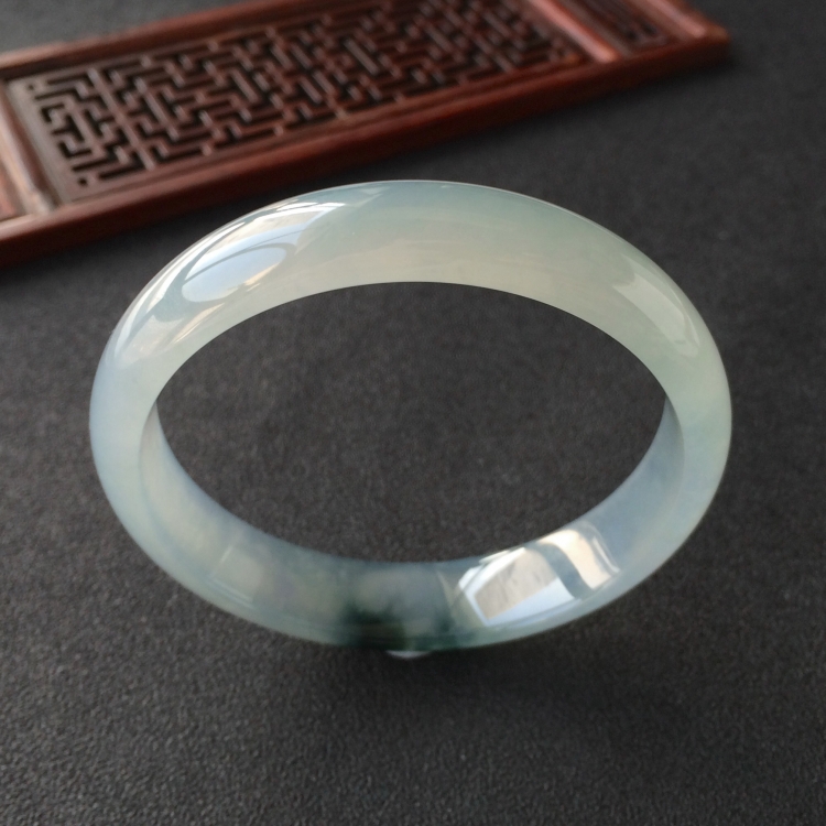 (超值推荐)冰种飘花手镯(58.1mm)