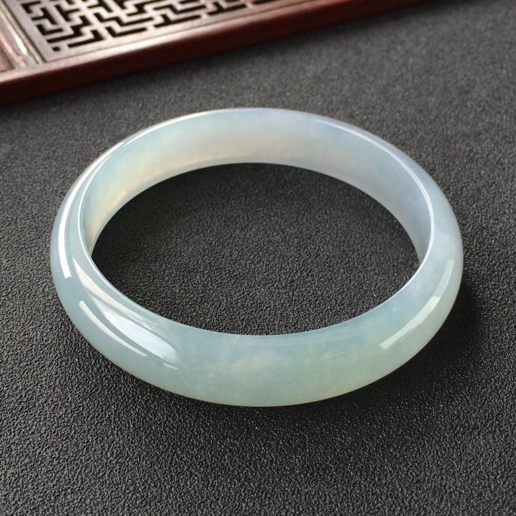 (超值推荐)冰种晴水手镯(58.1mm)
