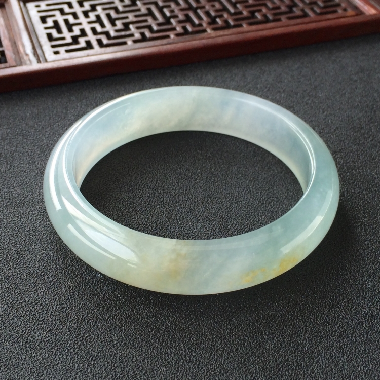 (超值推荐)冰种晴水略带黄翡手镯(57.2mm)