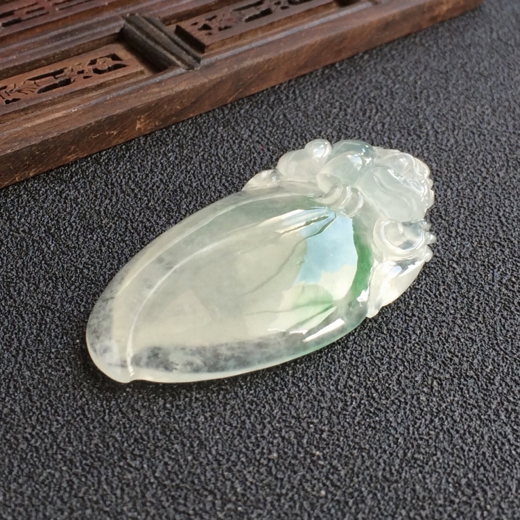 (超值推荐)冰种飘花福瓜挂件