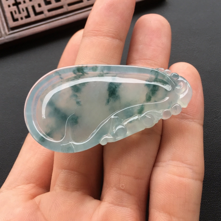 (超值推荐)冰种飘花福瓜挂件