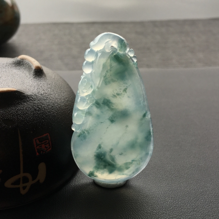 (超值推荐)冰种飘花福瓜挂件