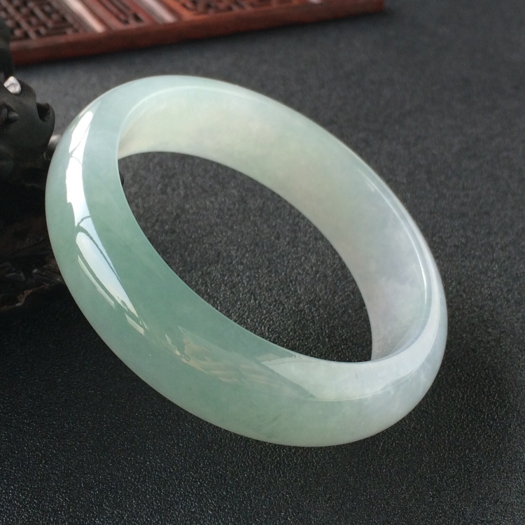 (超值推荐)冰种晴水飘花手镯(57.1mm)