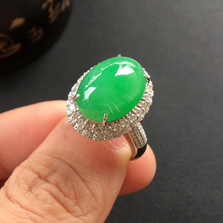 (超值推荐)糯冰种翠色镶白金钻石戒指/胸坠两用