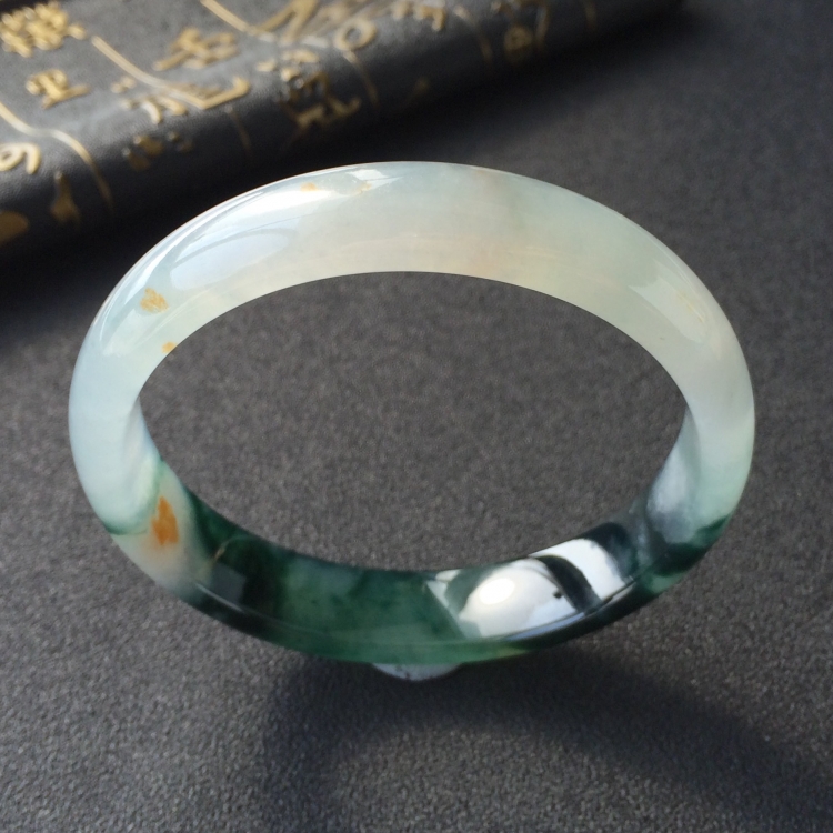 (超值推荐)冰种飘花略带黄花手镯(59.2mm)
