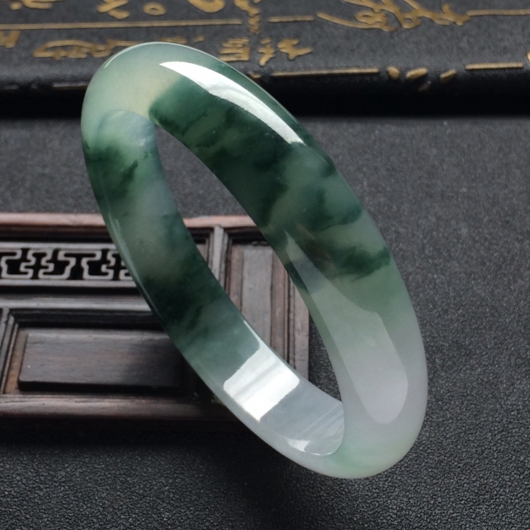 （超值推荐）冰种飘花手镯（58.1mm）