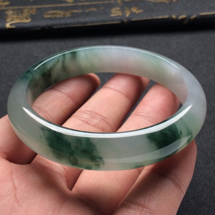 （超值推荐）冰种飘花手镯（58.1mm）