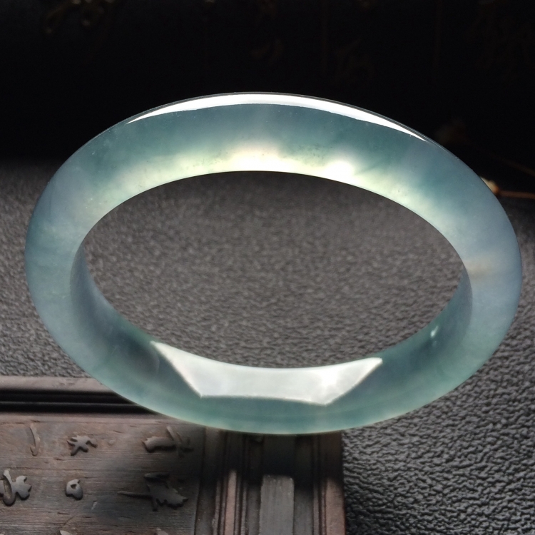 （超值推荐）冰种晴水贵妃镯（56mm-49mm）