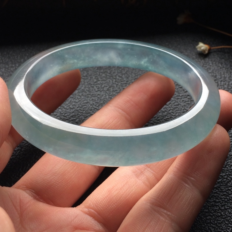 （超值推荐）冰种晴水贵妃镯（56mm-49mm）