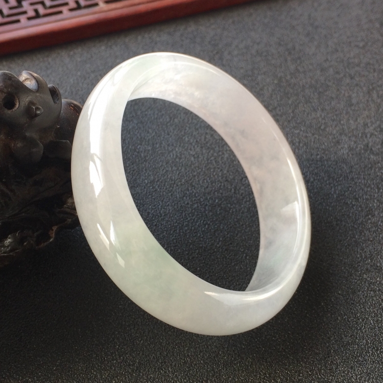 (超值推荐)冰种晴水贵妃镯(54.8mm-48.3mm)