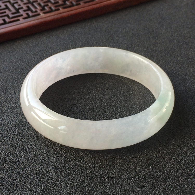 (超值推荐)冰种晴水贵妃镯(54.8mm-48.3mm)