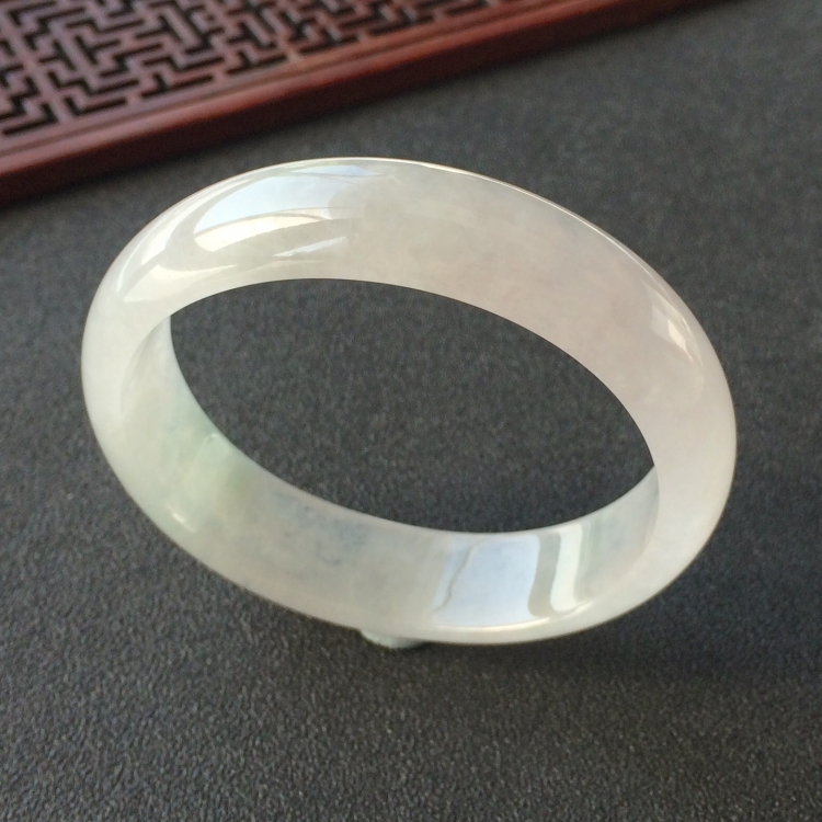 (超值推荐)冰种晴水贵妃镯(54.8mm-48.3mm)
