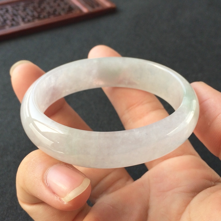 (超值推荐)冰种晴水贵妃镯(54.8mm-48.3mm)