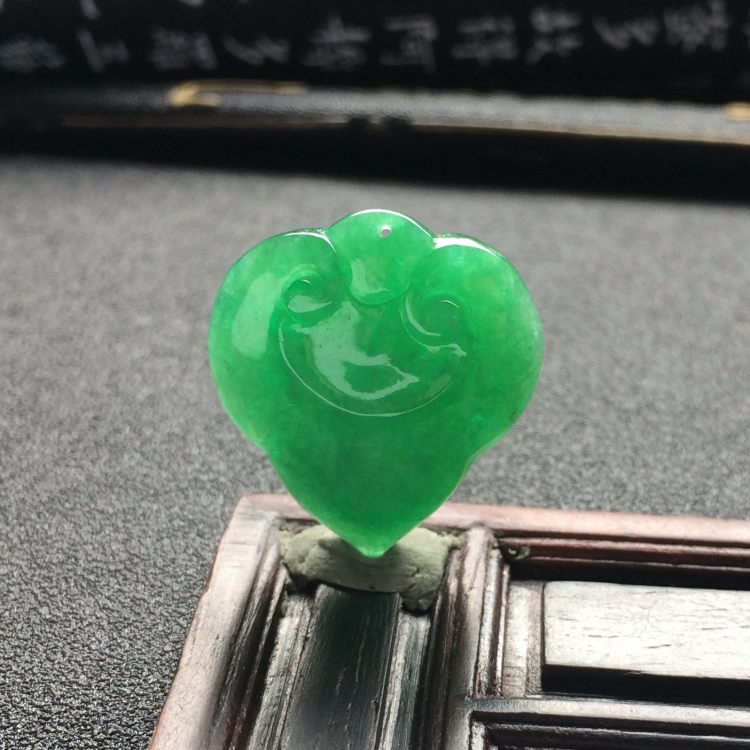 （超值推荐）糯冰种翠色如意挂件