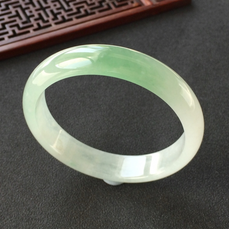 (超值推荐)冰种飘花手镯(57.1mm)