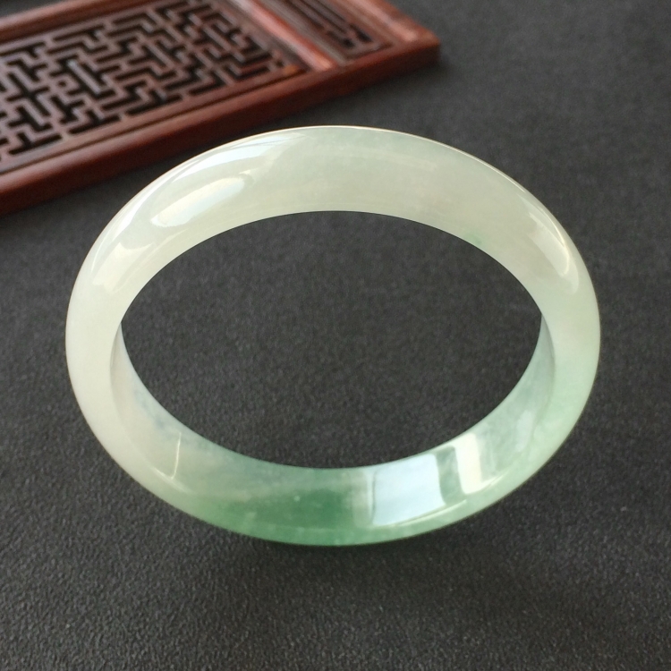 (超值推荐)冰种飘花手镯(57.1mm)