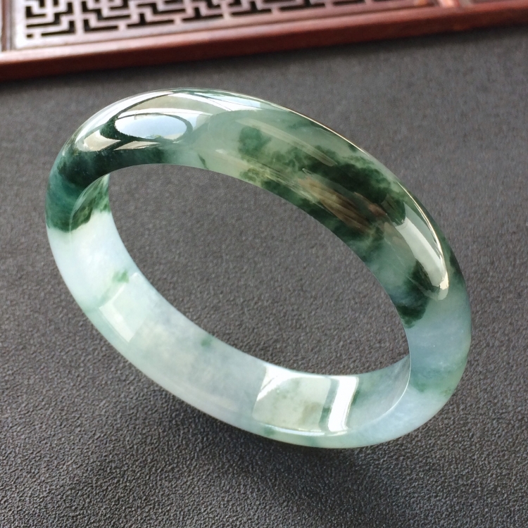 (超值推荐)冰种飘花手镯(56.6mm)