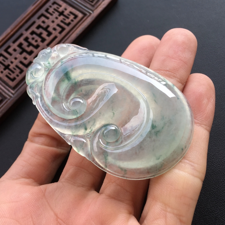 (超值推荐)冰种飘花如意挂件
