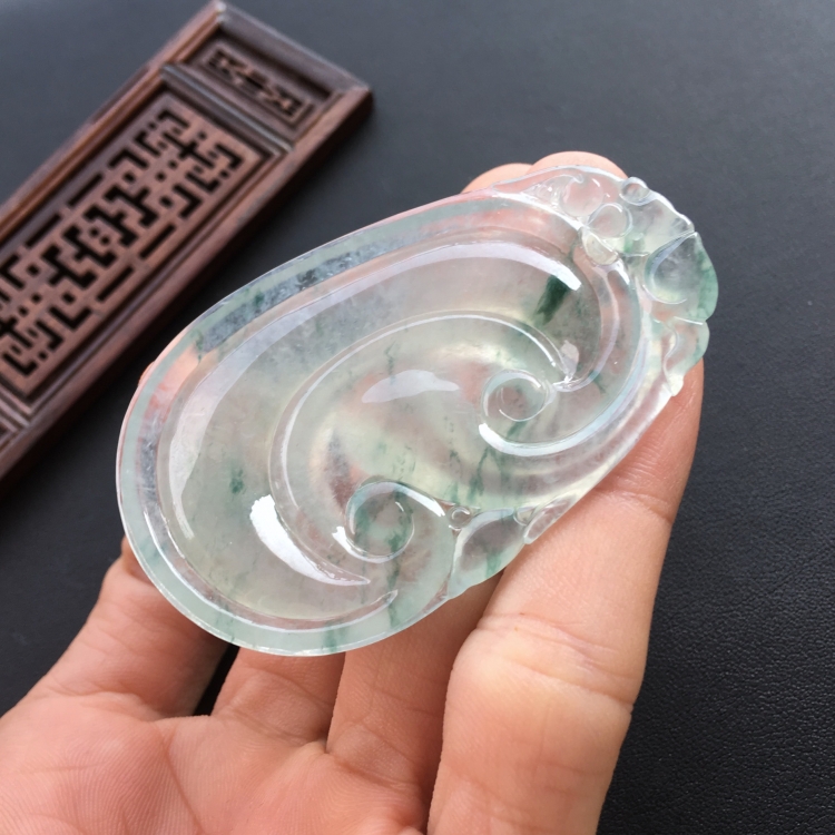 (超值推荐)冰种飘花如意挂件