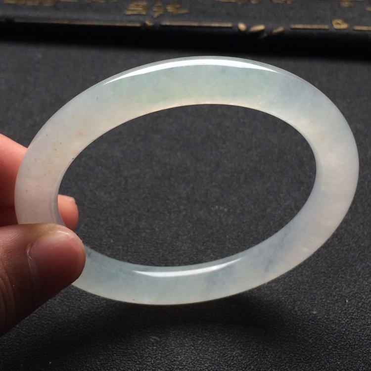 （超值推荐）冰种淡晴水圆条手镯（55.3mm）