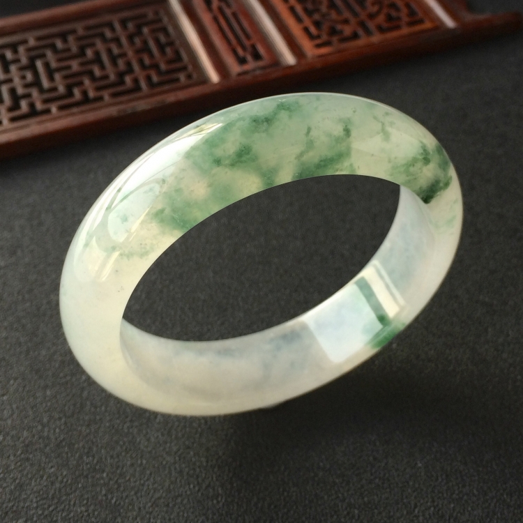 (超值推荐)冰种飘花手镯(59.5mm)