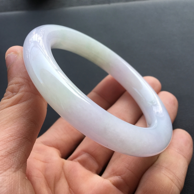 (超值推荐)糯冰种淡紫罗兰圆条手镯(56mm)