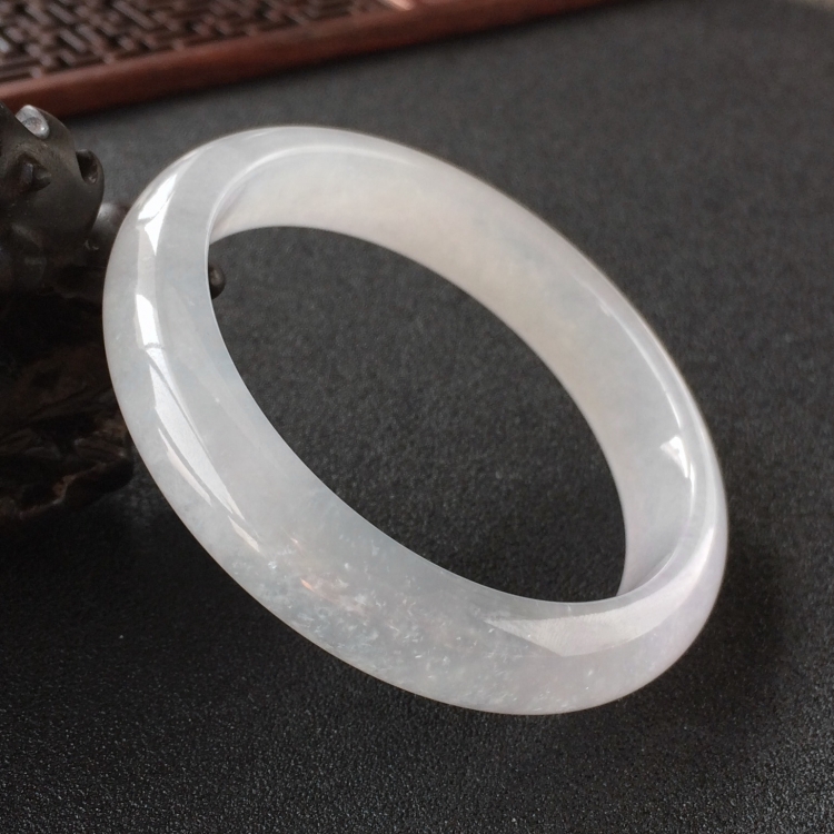 (超值推荐)冰种无色手镯(55.2mm)