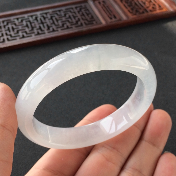 (超值推荐)冰种无色手镯(55.2mm)