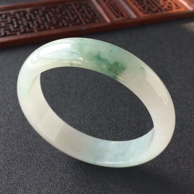 (超值推荐)糯冰种飘花手镯(57.6mm)