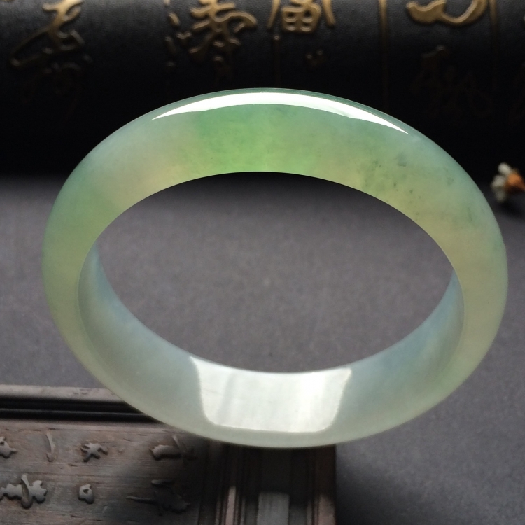 （超值推荐）冰种晴水手镯（57.6mm）