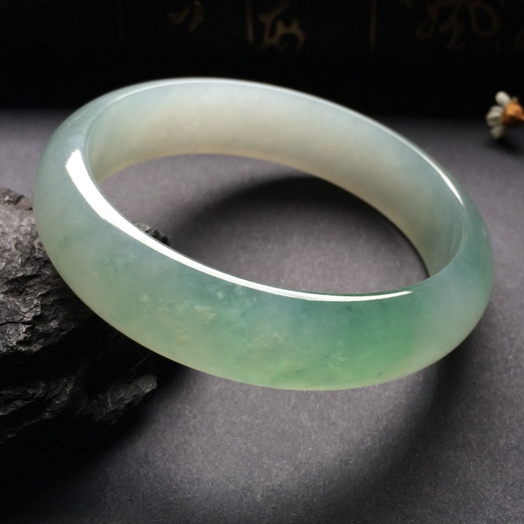 （超值推荐）冰种晴水手镯（57.6mm）