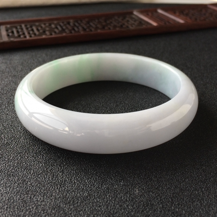(超值推荐)糯冰种飘花手镯(63.1mm)
