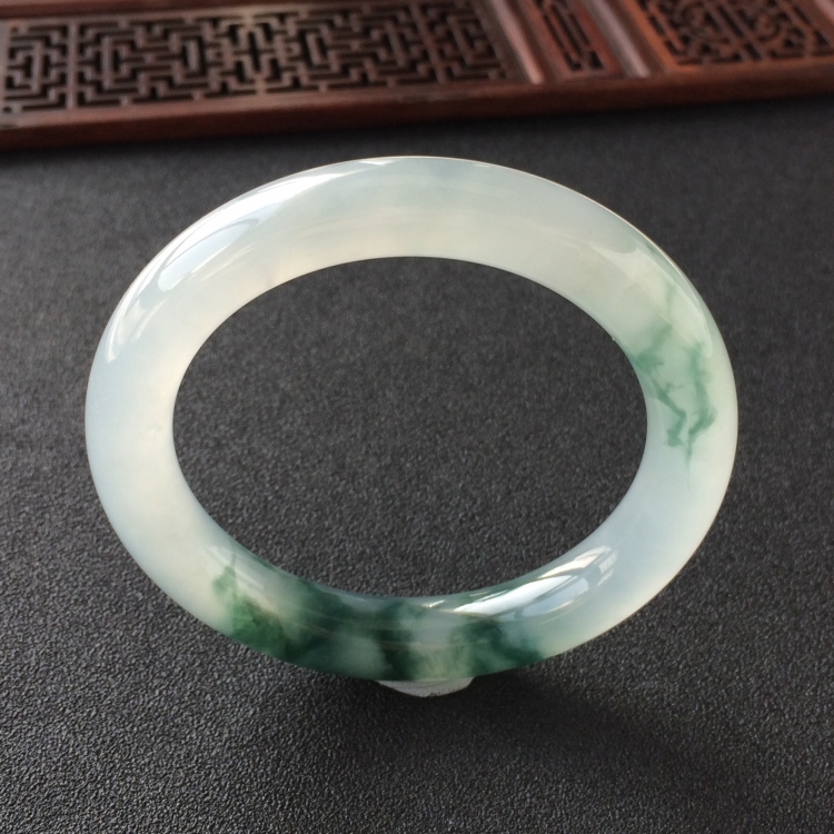 (超值推荐)冰种飘花圆条手镯(54.6mm)