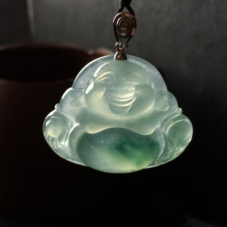 （超值推荐）冰种飘花玉佛挂件（金扣）