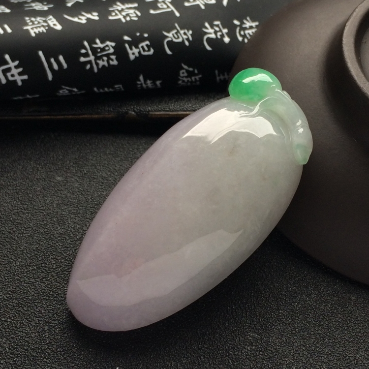 （超值推荐）糯冰种春带彩福瓜挂件