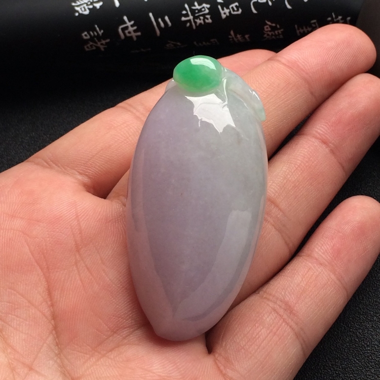 （超值推荐）糯冰种春带彩福瓜挂件