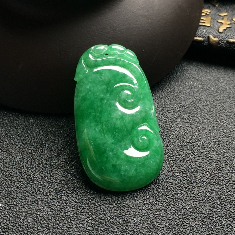 （超值推荐）糯冰种翠色如意挂件